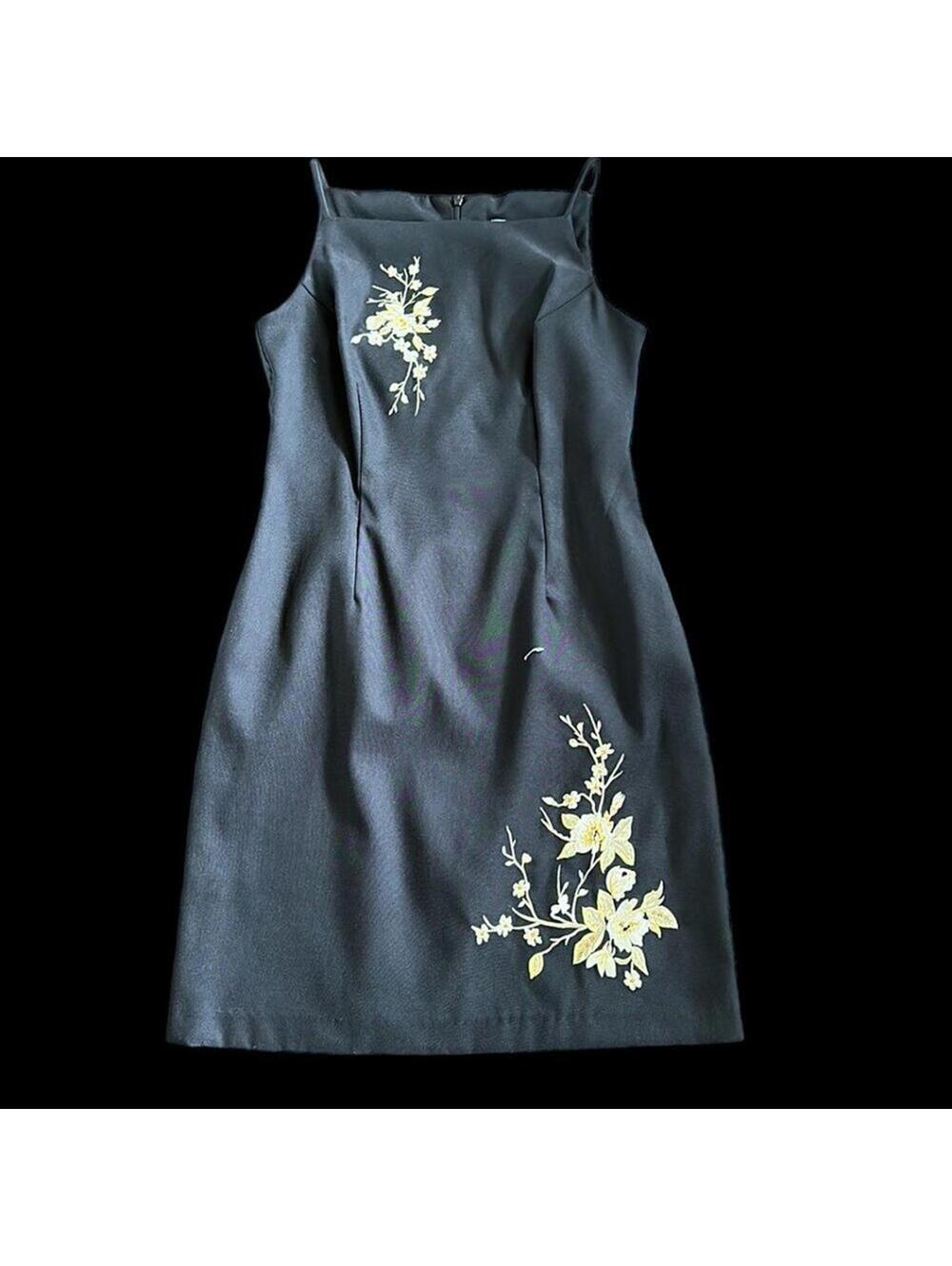 Quiz | Women’s Black & Gold Dress | Size 8 | NWT | 0710